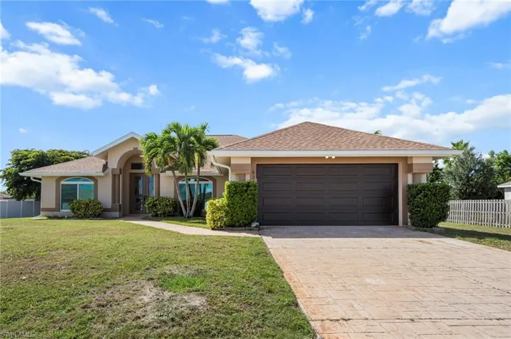 624 Ne 2nd Pl, Cape Coral, Florida 33909