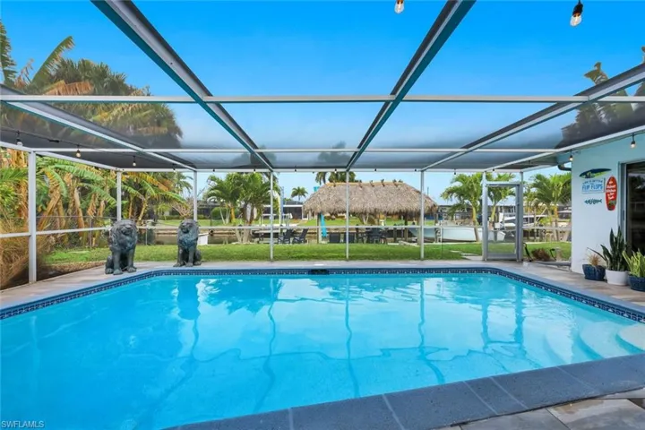 419  Pinecrest  CT, Cape Coral, FL 33904