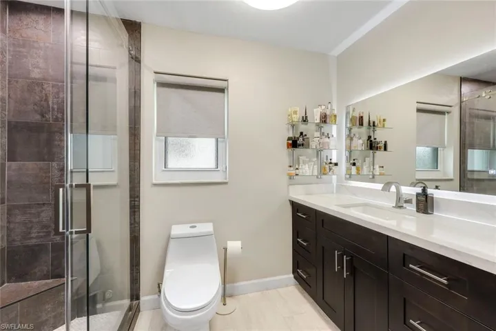 419  Pinecrest  CT, Cape Coral, FL 33904