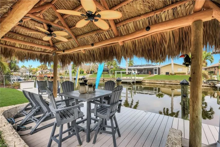 419  Pinecrest  CT, Cape Coral, FL 33904
