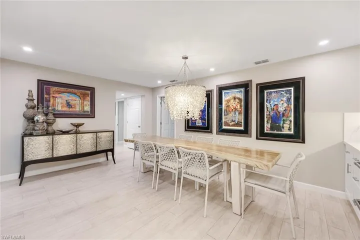 419  Pinecrest  CT, Cape Coral, FL 33904