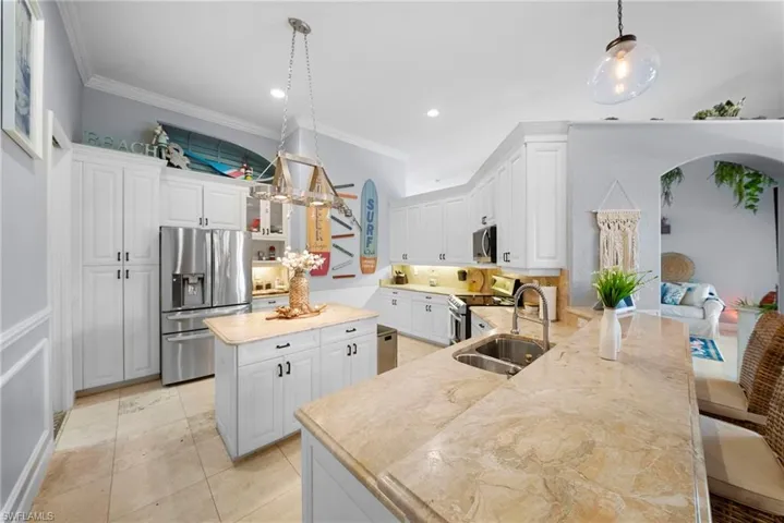 7933 Founders Cir, Naples, Florida 34104