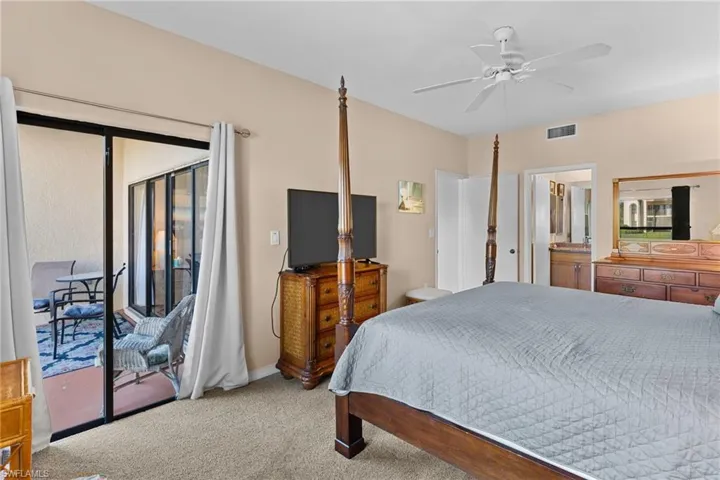 3324  Olympic  DR, Naples, FL 34105
