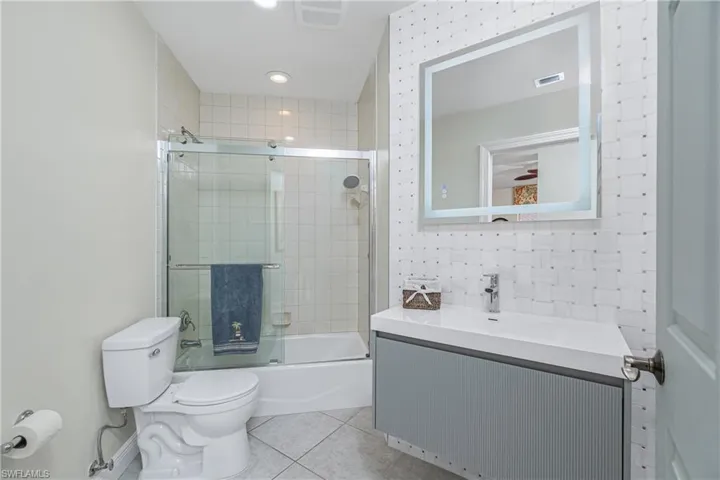 3313 Sunset Key Cir 701, Punta Gorda, Florida 33955