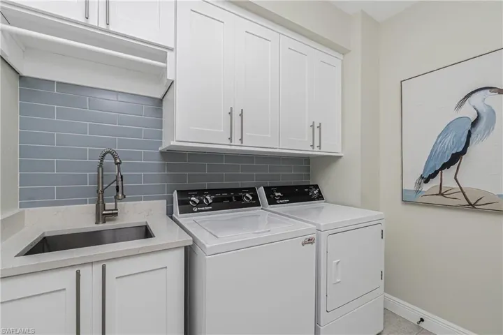 3313 Sunset Key Cir 701, Punta Gorda, Florida 33955