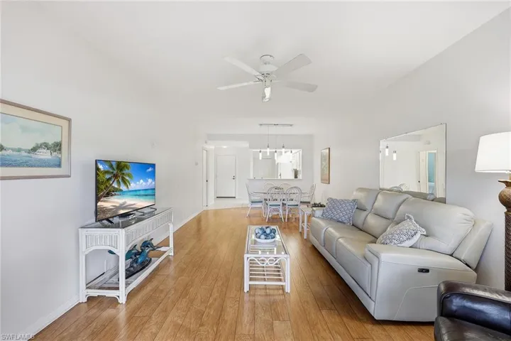28072 Cavendish Ct 2204, Bonita Springs, Florida 34135