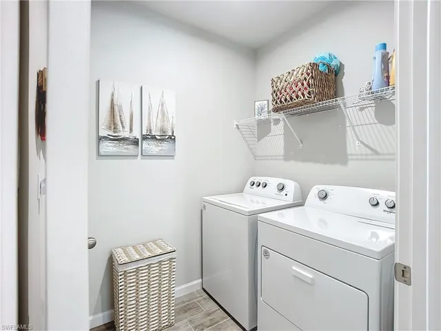 4664  Arboretum  CIR, Naples, FL 34112