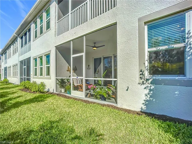 4664  Arboretum  CIR, Naples, FL 34112