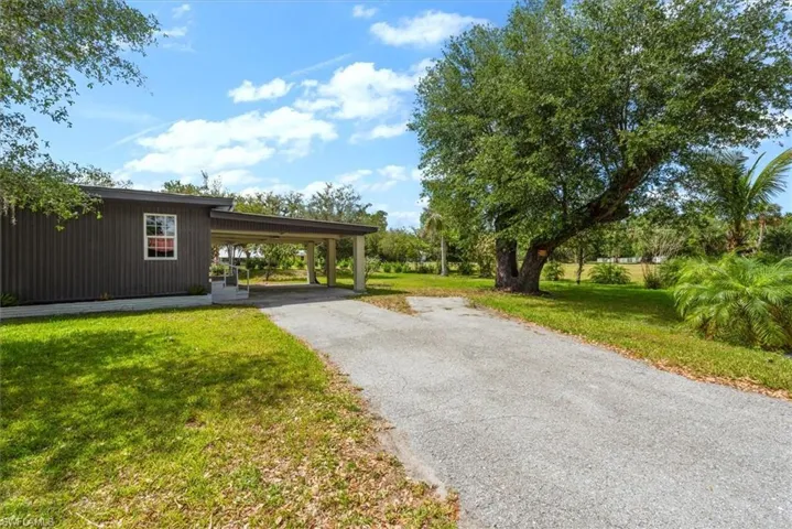 120 College St, Labelle Fl 33935