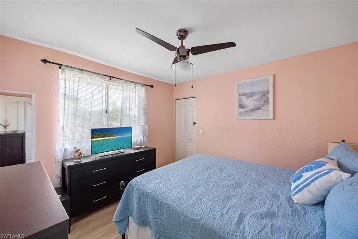 640 Luisa Ln 804-4, Naples, Florida 34104