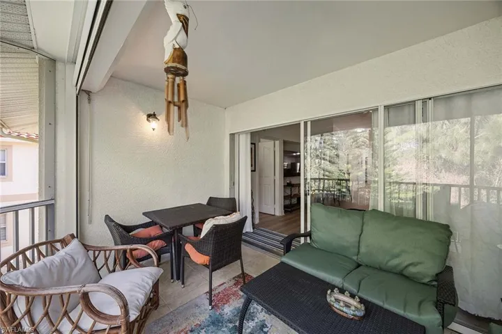 640 Luisa Ln 804-4, Naples, Florida 34104