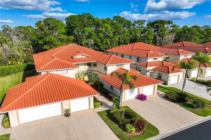 640 Luisa Ln 804-4, Naples, Florida 34104
