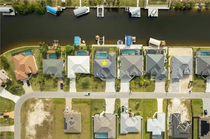 DON'T MISS OUT on this STUNNING OASIS! THE PERFECT BLEND OF WATERFROM CONVENIENCE and SPLENDOR, offering BOATER'S DREAM LIFESTYLE w/ GULF ACCESS & IDEAL OPPORTUNITY to EMBRACE MODERN WATERFRONT LIVING - START LIVING YOUR DREAM TODAY!