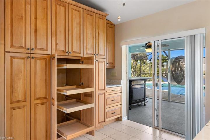 Tons of cabinet space