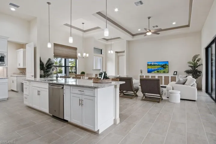 2825 49th Ter, Cape Coral, Florida 33914