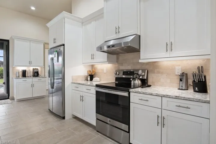 2825 49th Ter, Cape Coral, Florida 33914