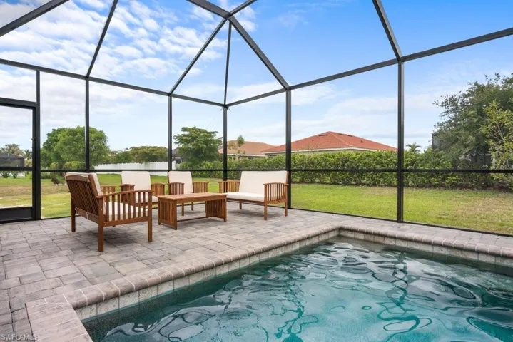 2825 49th Ter, Cape Coral, Florida 33914