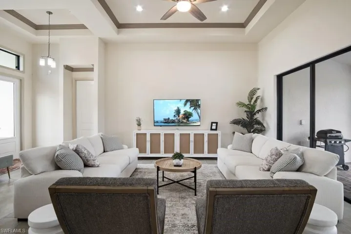 2825 49th Ter, Cape Coral, Florida 33914