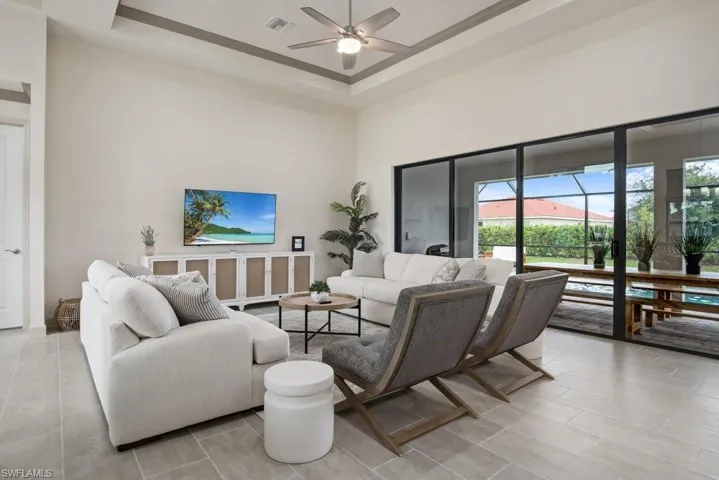2825 49th Ter, Cape Coral, Florida 33914