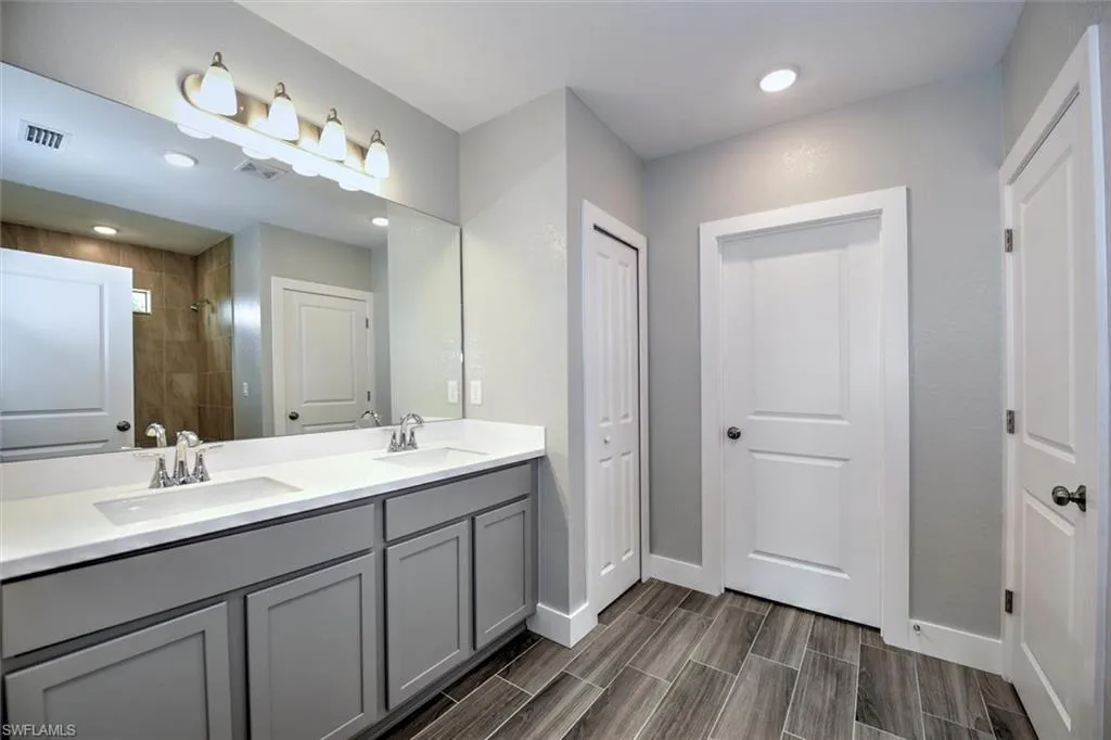 4116 22nd TER, Cape Coral, FL 33993,224072248