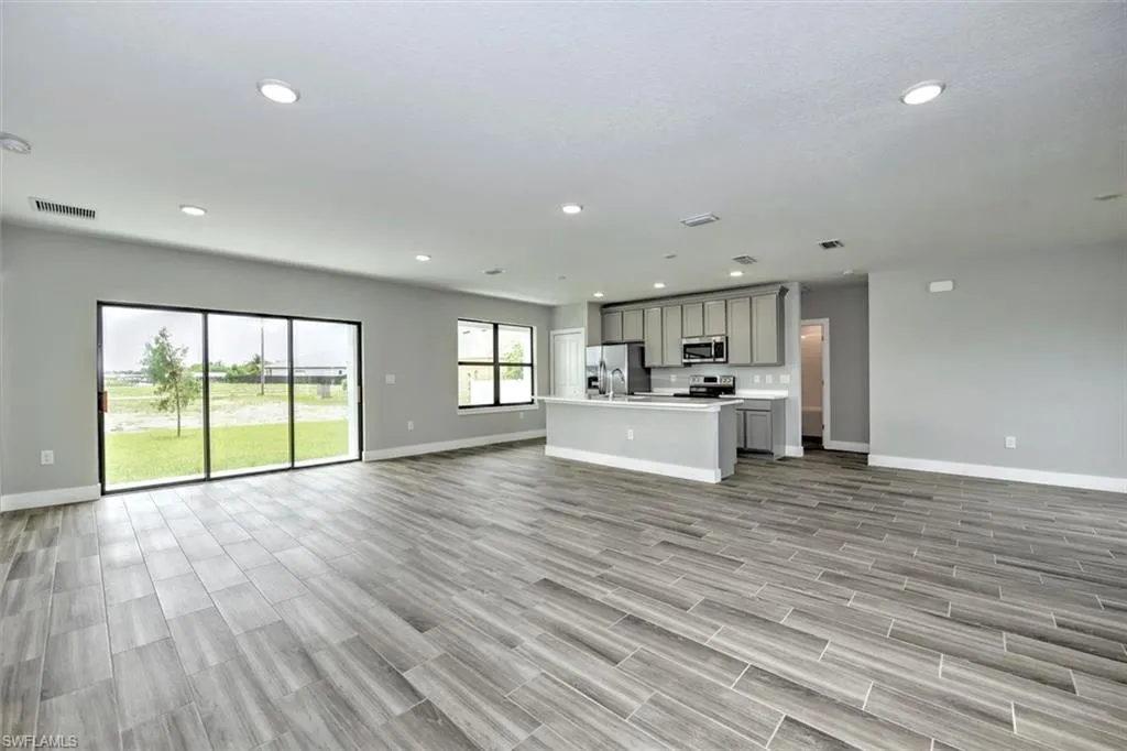 4116 22nd TER, Cape Coral, FL 33993,224072248