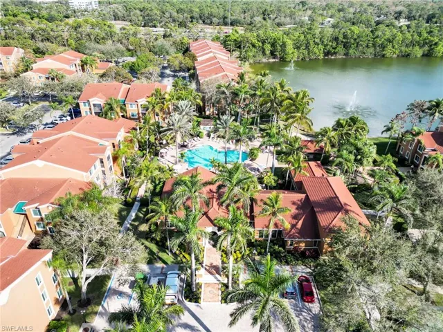 1205  Reserve  WAY, Naples, FL 34105
