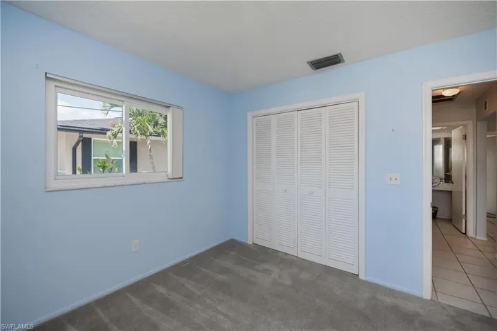 Guest bedroom