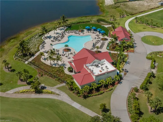 MAIN RESORT STYLE COMMUNITY POOL