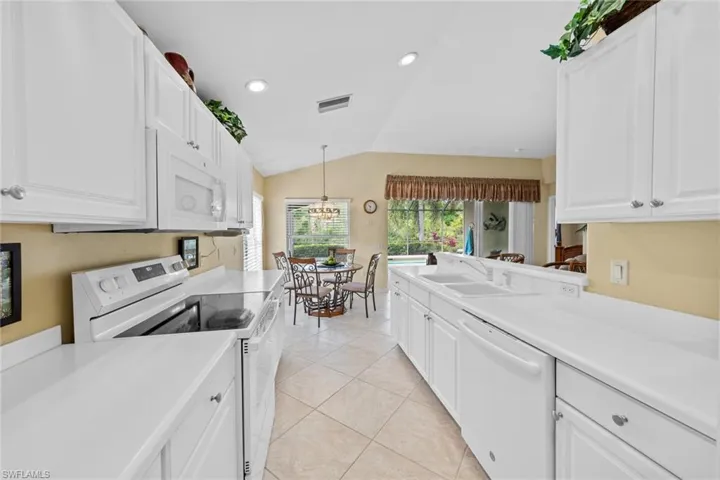 9982  Horse Creek  RD, Fort Myers, FL 33913