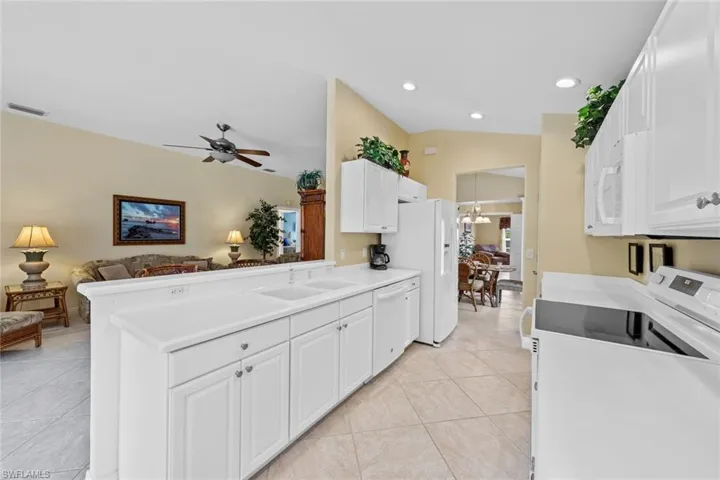9982  Horse Creek  RD, Fort Myers, FL 33913