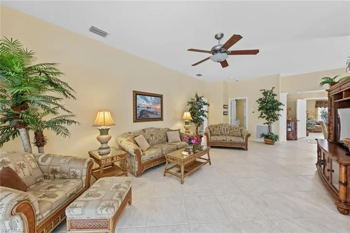 9982  Horse Creek  RD, Fort Myers, FL 33913
