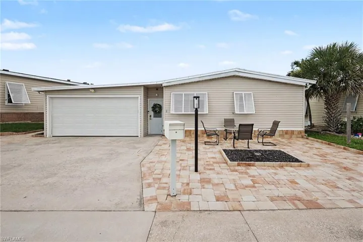 11181 Azalea Ln, Fort Myers Beach, Florida 33931