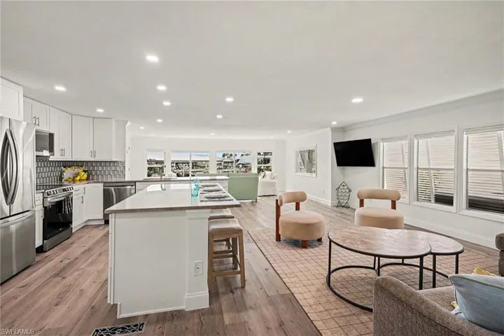 11181 Azalea Ln, Fort Myers Beach, Florida 33931
