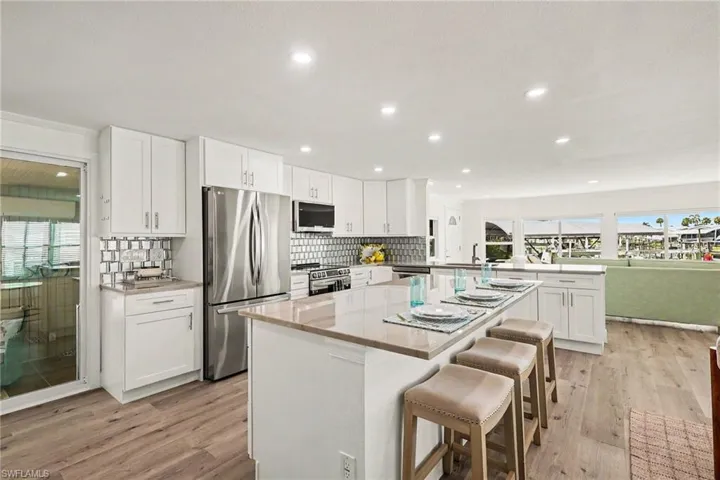 11181 Azalea Ln, Fort Myers Beach, Florida 33931