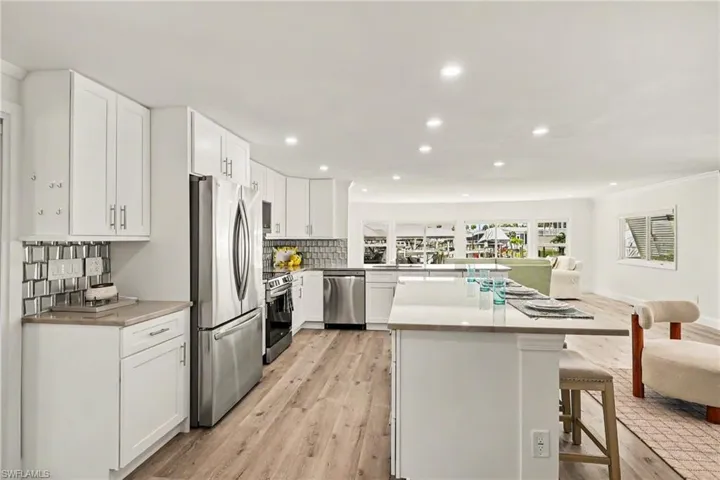 11181 Azalea Ln, Fort Myers Beach, Florida 33931