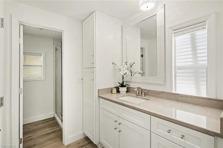 11181 Azalea Ln, Fort Myers Beach, Florida 33931
