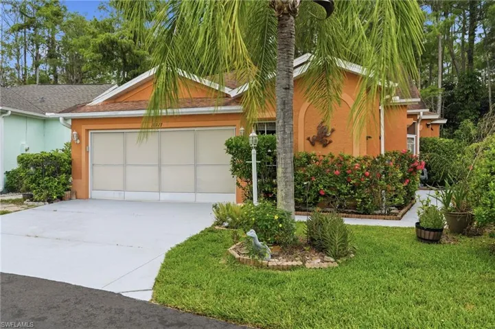 10727 Maui Cir, Estero, Florida 33928
