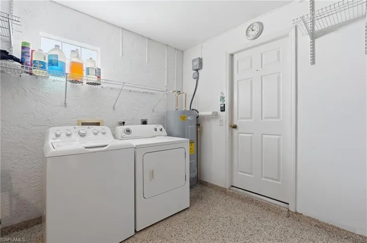 10727 Maui Cir, Estero, Florida 33928
