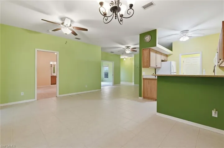 10727 Maui Cir, Estero, Florida 33928