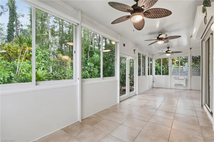 10727 Maui Cir, Estero, Florida 33928