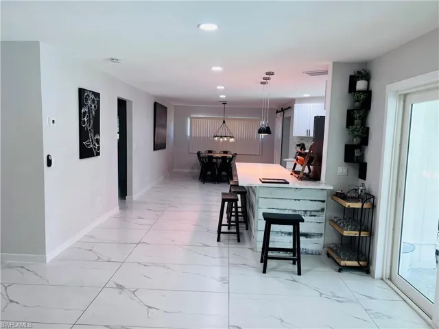 4439 Parrot Ave, Naples, Florida 34104