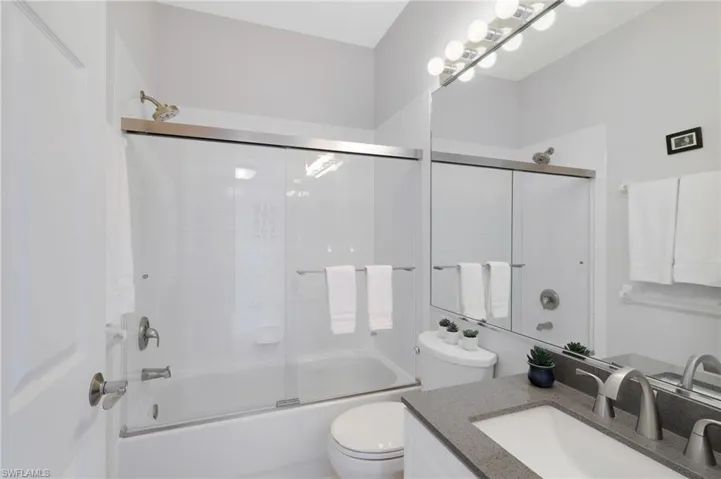 17968 Modena Rd, Miromar Lakes, Florida 33913