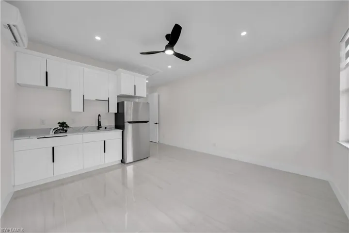 301 E 17th  ST, Lehigh Acres, FL 33972