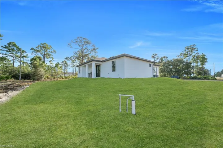 301 E 17th  ST, Lehigh Acres, FL 33972