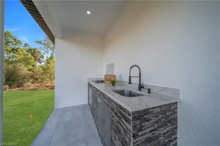 301 E 17th  ST, Lehigh Acres, FL 33972