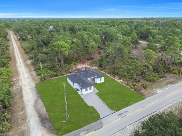 301 E 17th  ST, Lehigh Acres, FL 33972