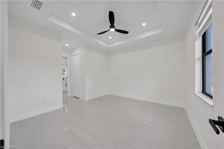 301 E 17th  ST, Lehigh Acres, FL 33972