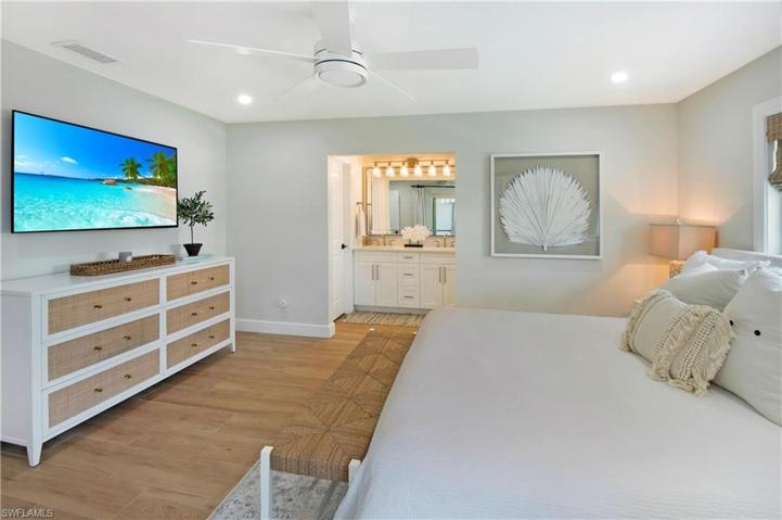 139 Trinidad ST, NAPLES FL 34113