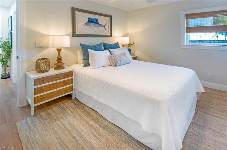 139 Trinidad ST, NAPLES FL 34113