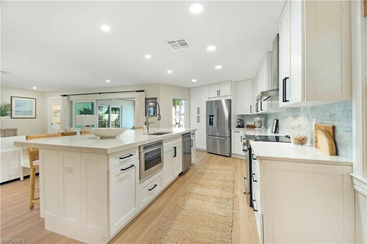 139 Trinidad ST, NAPLES FL 34113